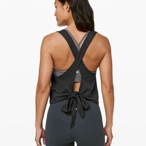 Lululemon Turn to Tie Tank Black Size 4